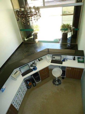 Mantenopolis Deed'S Hotel מראה חיצוני תמונה